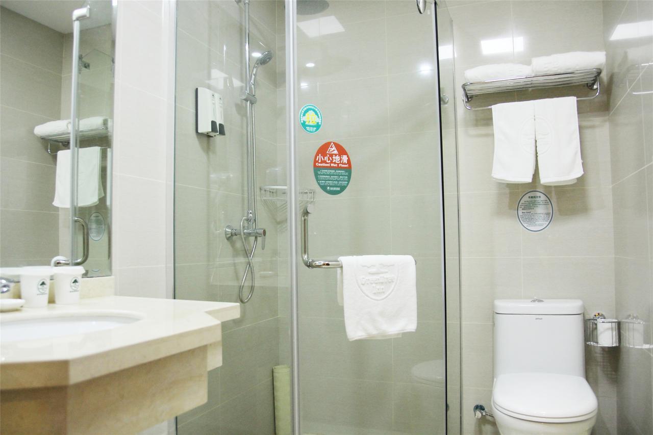 Greentree Inn Shanghai Minhang District Beiqiao Subway Station Express Hotel Exterior photo