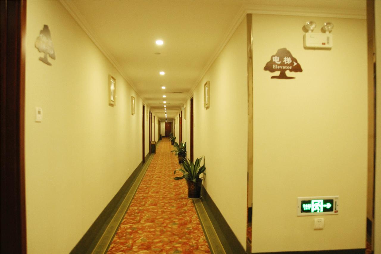 Greentree Inn Shanghai Minhang District Beiqiao Subway Station Express Hotel Exterior photo