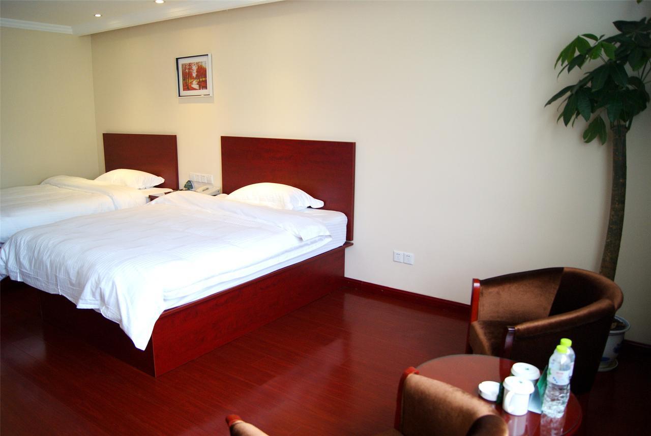 Greentree Inn Shanghai Minhang District Beiqiao Subway Station Express Hotel Exterior photo