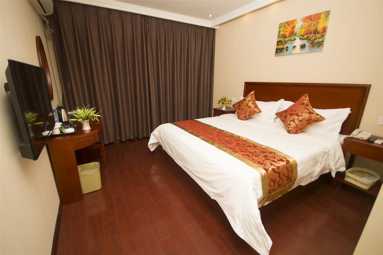 Greentree Inn Shanghai Minhang District Beiqiao Subway Station Express Hotel Exterior photo