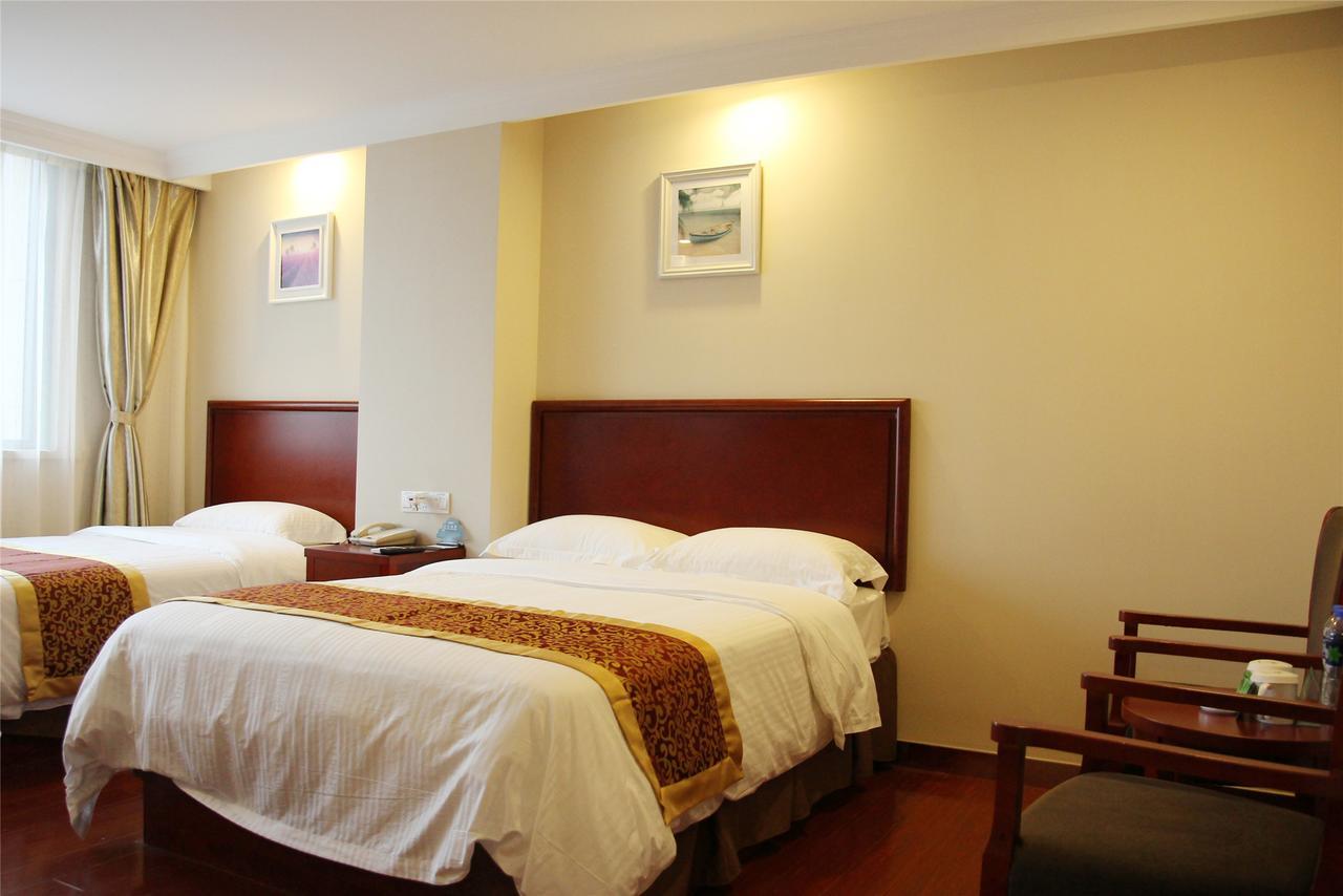 Greentree Inn Shanghai Minhang District Beiqiao Subway Station Express Hotel Exterior photo