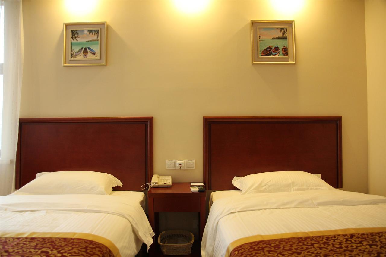 Greentree Inn Shanghai Minhang District Beiqiao Subway Station Express Hotel Exterior photo